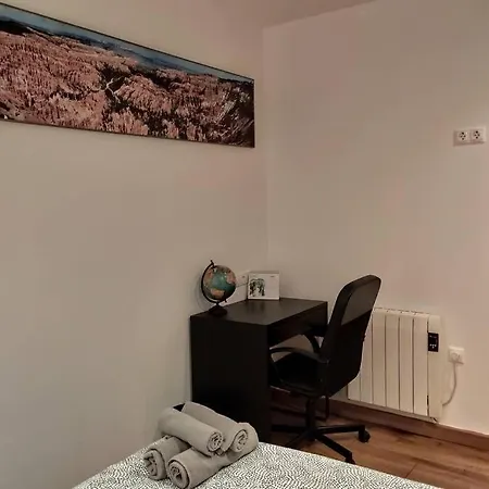 Wanderlust Maria Pita *